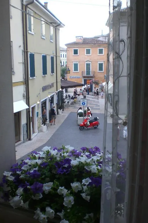 Ca' Ottocento Bed & Breakfast Lazise